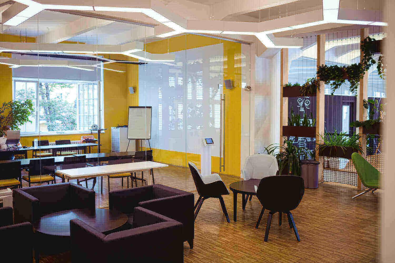 Alasan Kantor Perlu Desain Interior